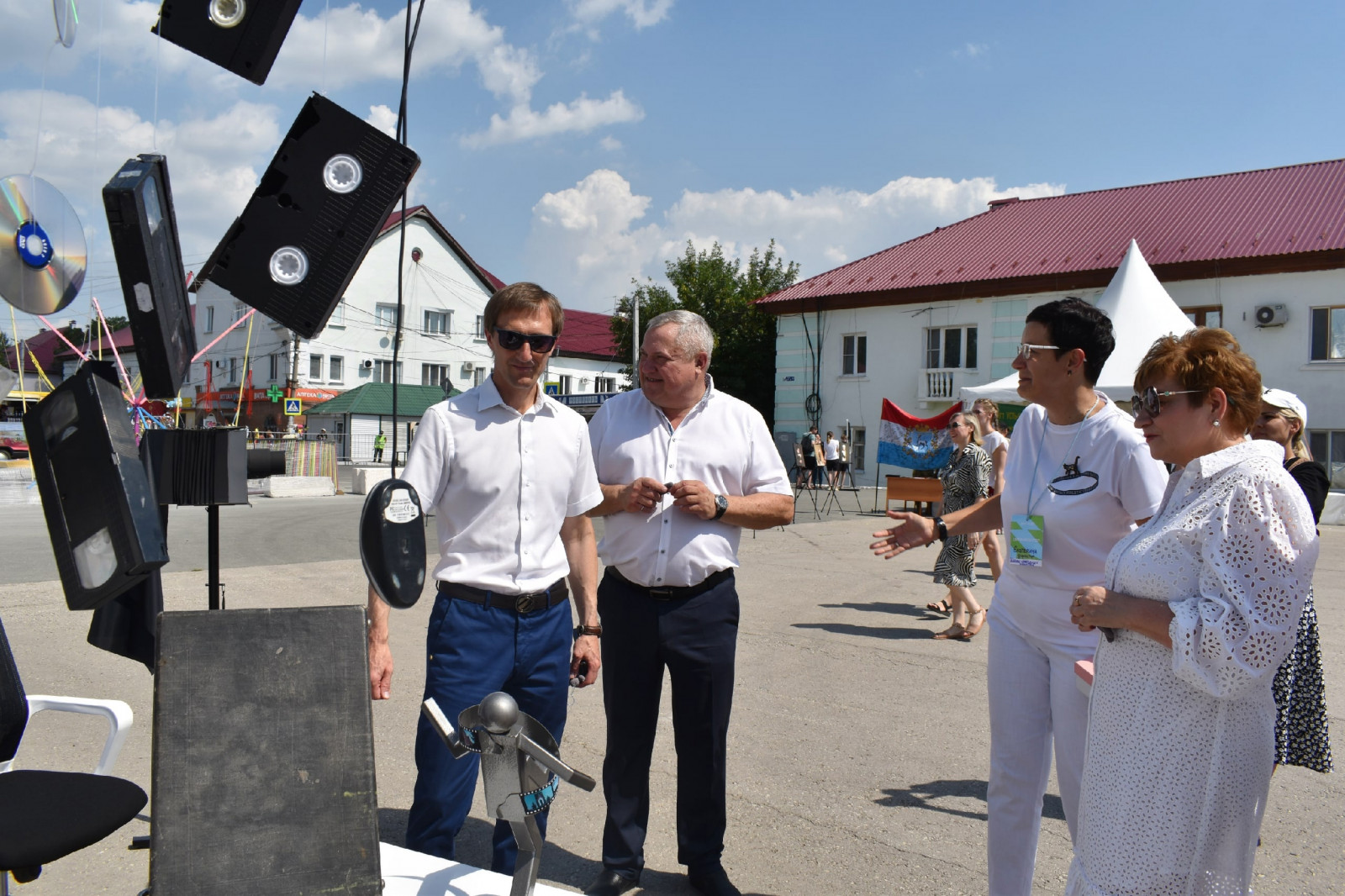 День города в Кинеле прошел ярко, масштабно и красочно. | 08.08.2023 |  Кинель - БезФормата